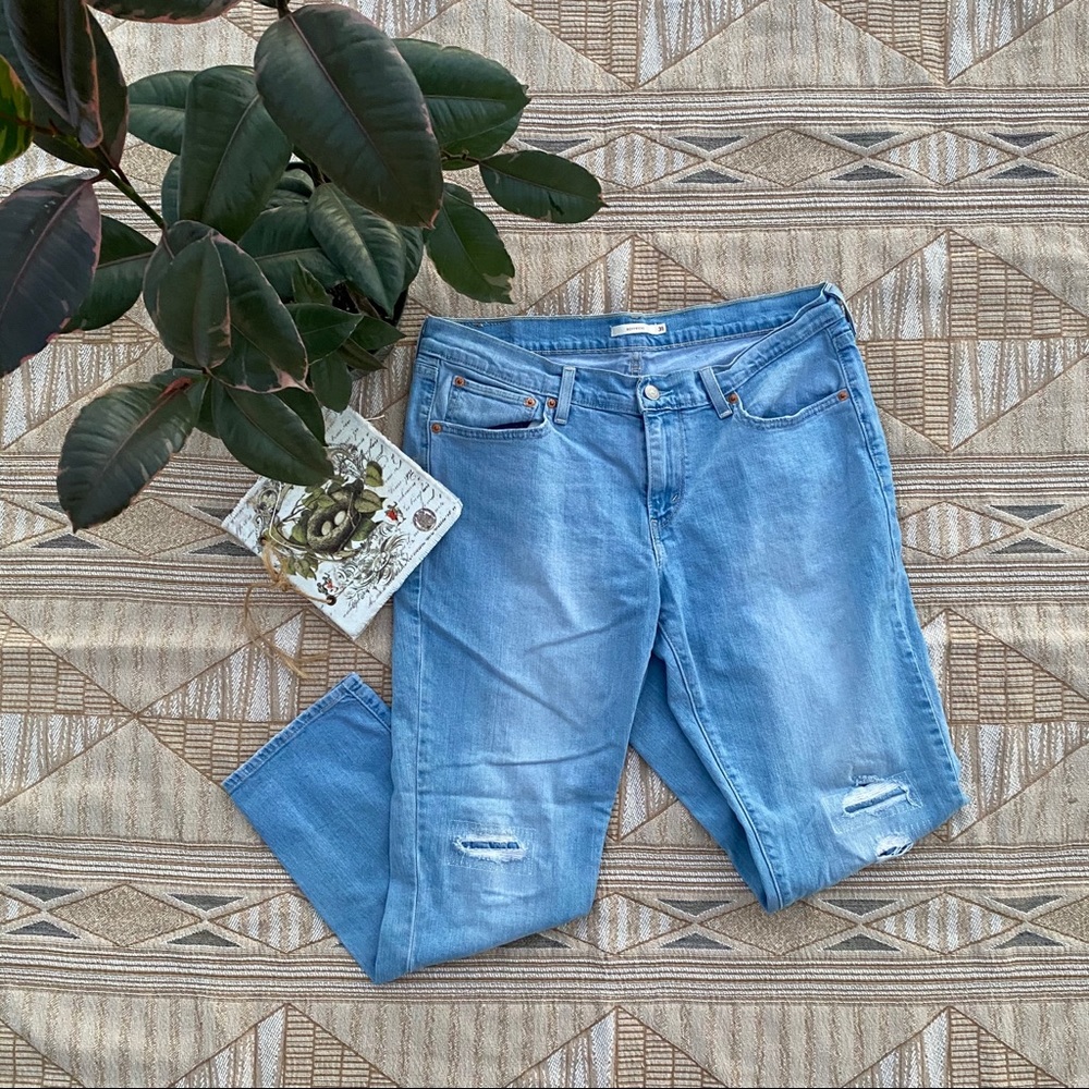 🌞Levi boyfriend jeans